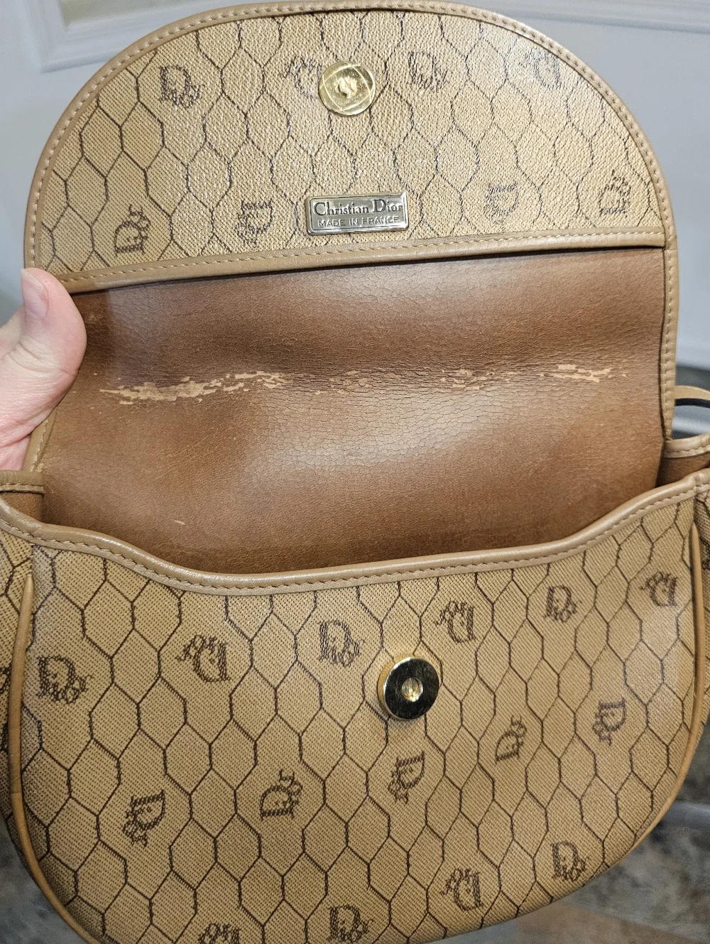 1980s Vintage Christian Dior Honeycomb Shoulder/Crossbody Bag - Picture 14 of 16